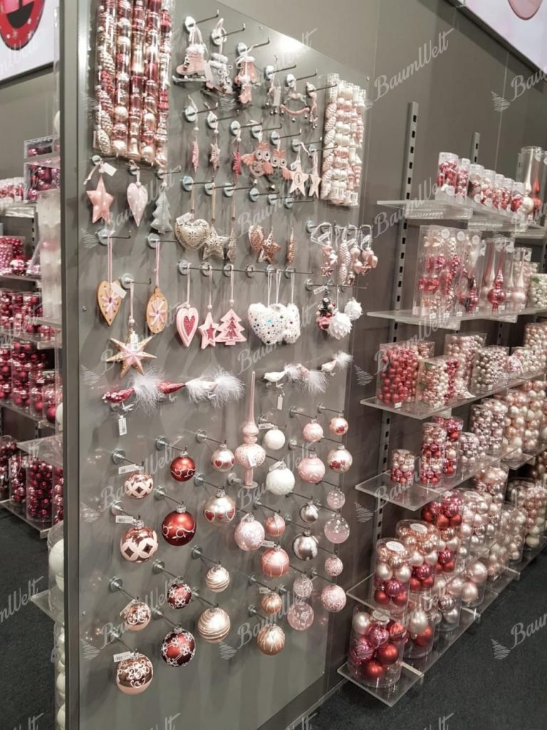 Weihnachtsschmuck am Baum