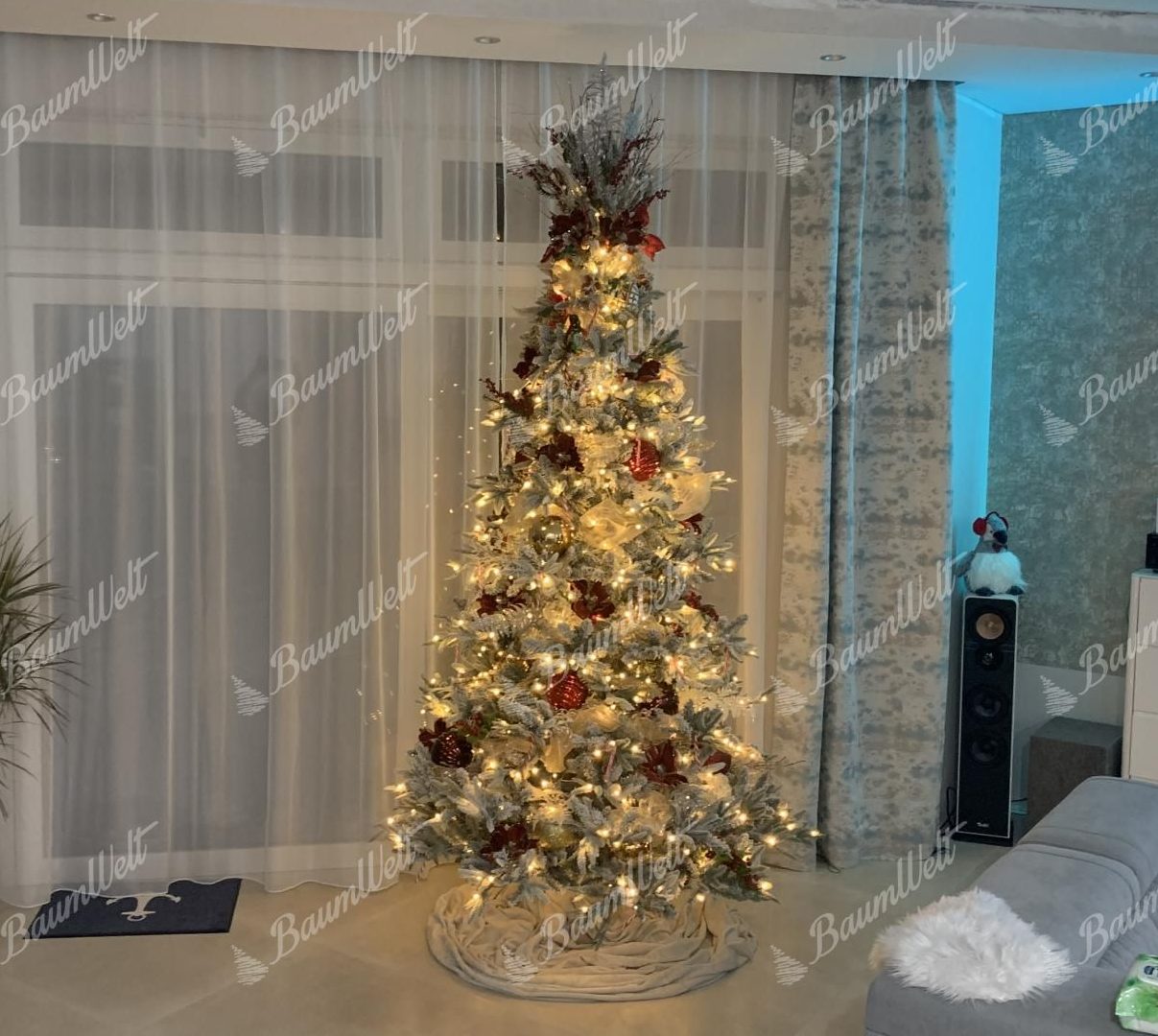 Künstlicher Weihnachtsbaum 3D Sibirische Tanne 270cm LED
