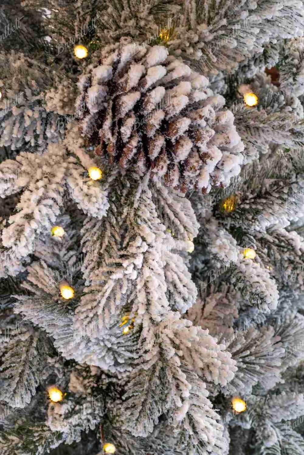 Künstlicher Weihnachtsbaum 3D Polarfichte 210cm 550LED