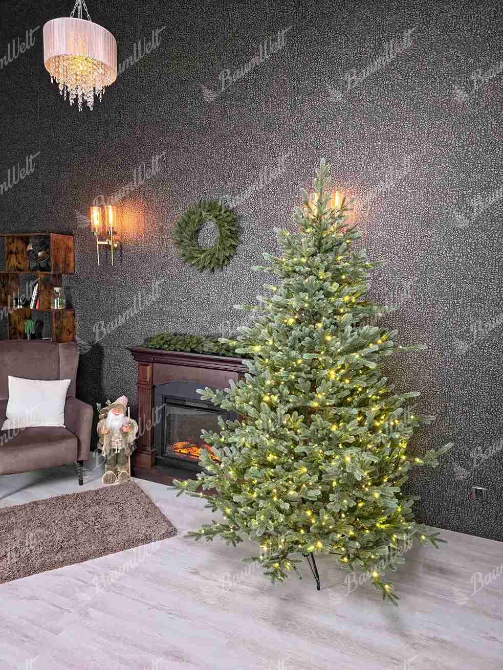 Künstlicher Weihnachtsbaum FULL 3D Stachelige Fichte 240cm 850LED