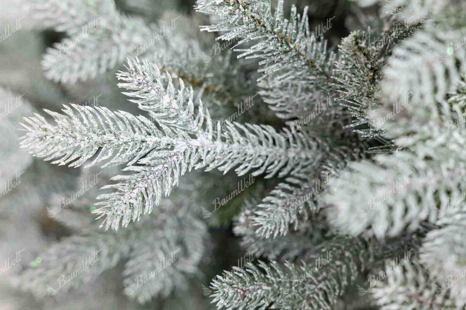 Künstlicher Weihnachtsbaum 3D Frostige Fichte im Topf 150cm